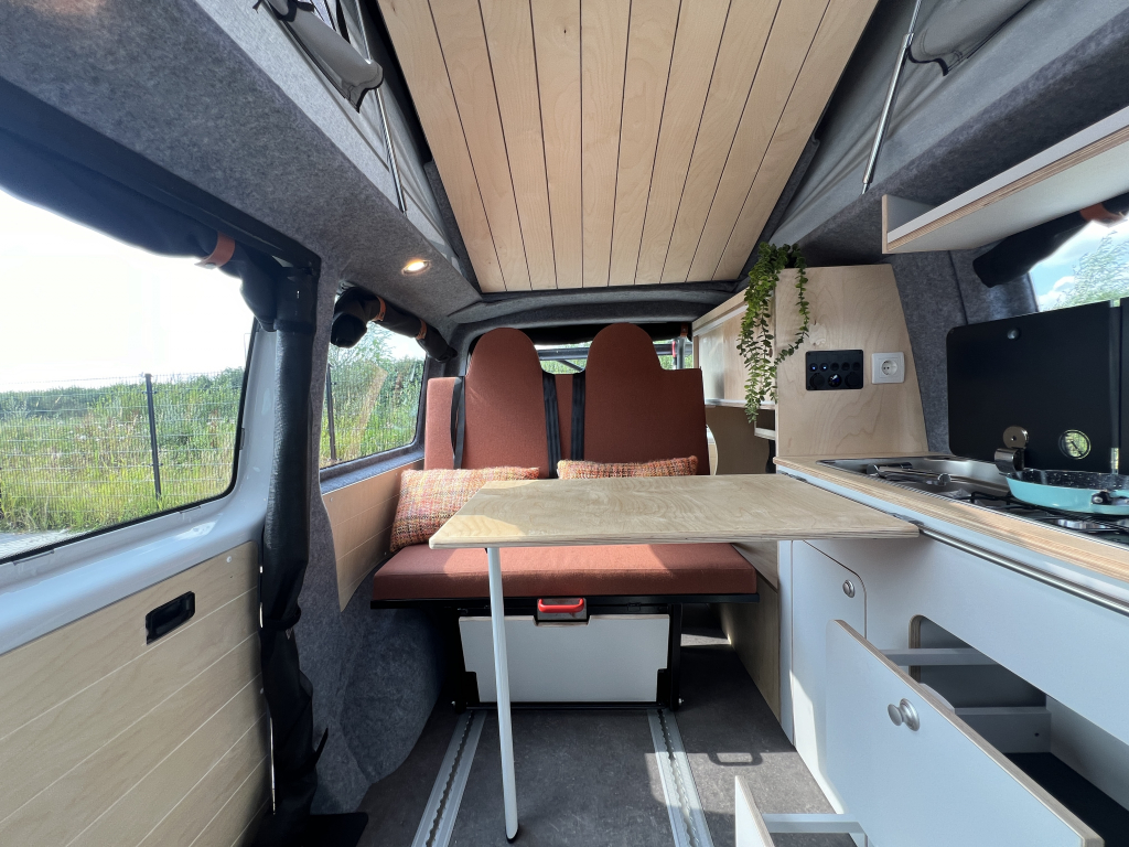 Volkswagen T6 Kastenwagen BENZIN 2017 Foto: 12