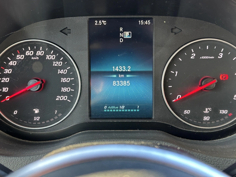 Bürstner Lyseo M Harmony Line 690 G | Mercedes | automaat  foto: 6