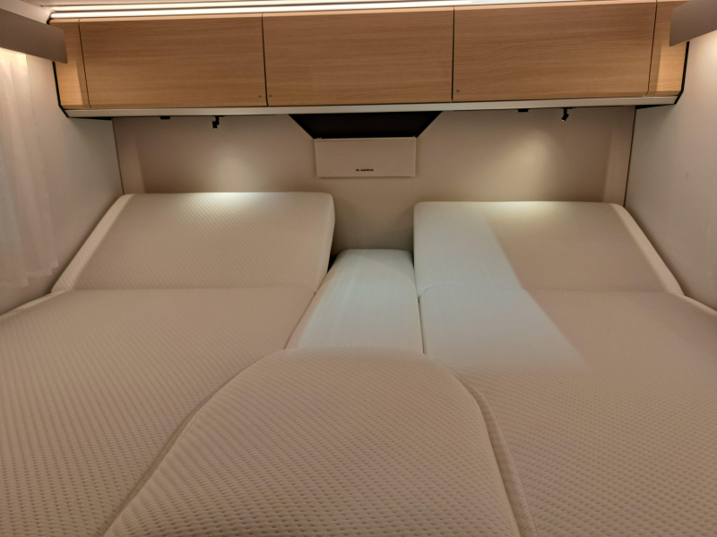 Adria Compact Select DL Autom&aacute;tico 2027 foto: 5