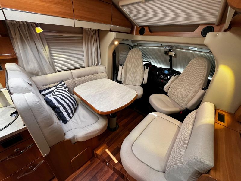 Hymer T 668 CL 3.0L, Lage Lengtebedden  foto: 4