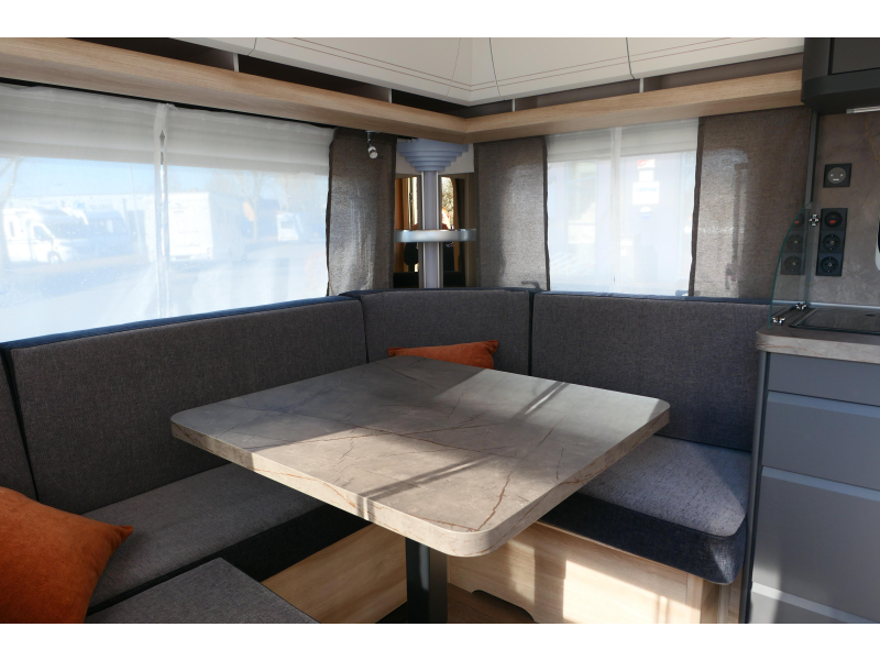 Hobby De Luxe 460 UFE NEUES MODELL 2026 Foto: 5