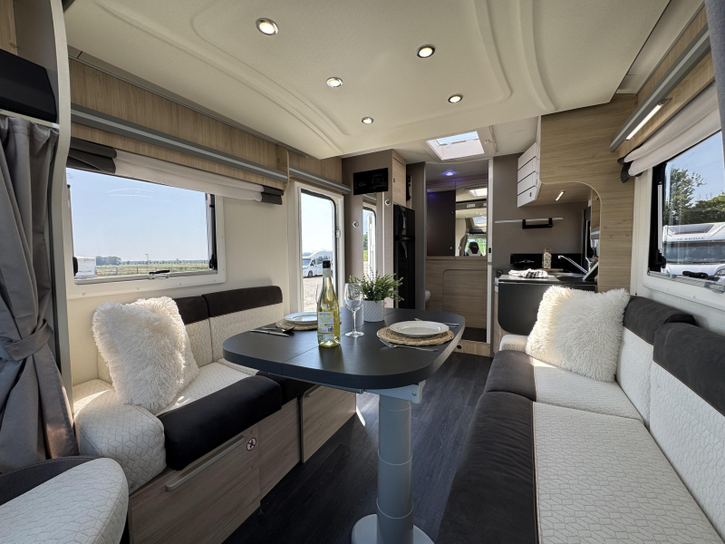 Challenger Graphite VIP 260 Ruimtewonder Automaat  foto: 11