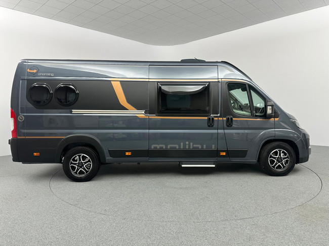 Malibu Van Comfort 640 LE Charming GT Skyview foto: 13