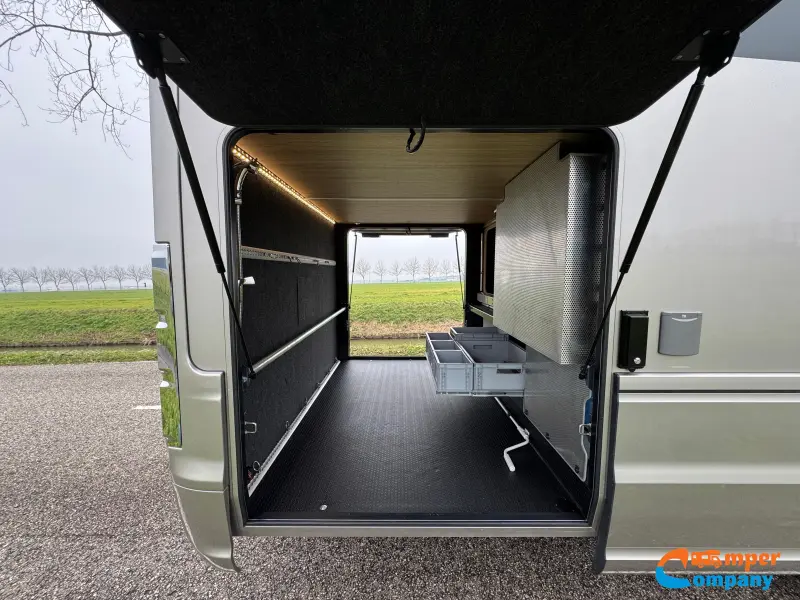 Niesmann+Bischoff Flair 650 B Lengte bedden/ Vol opties  foto: 8