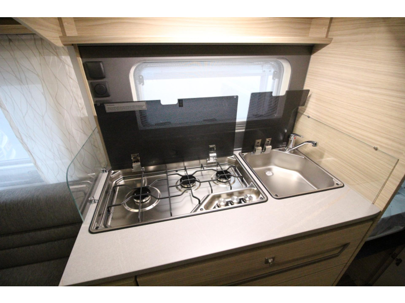 Fendt Bianco Selection 465 SFB Model 2026  foto: 14