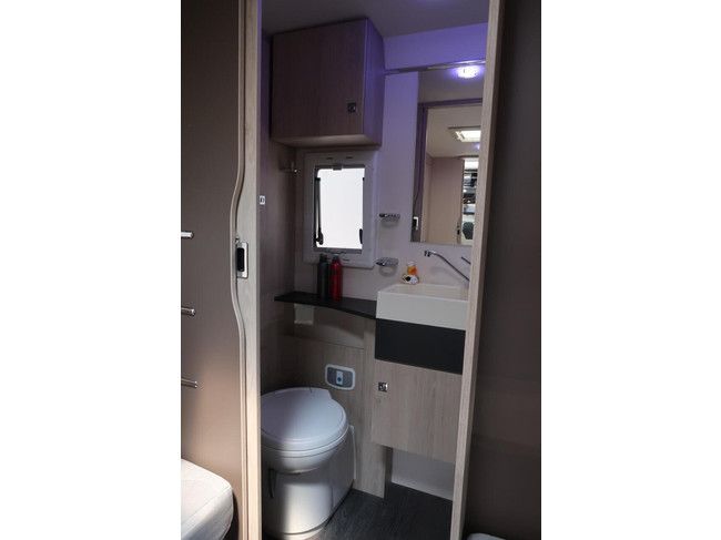 Chausson 757 SPECIAL EDITION | KEURIGE STAAT | 2X ZONNEPANEEL | 150PK | luchtvering foto: 14