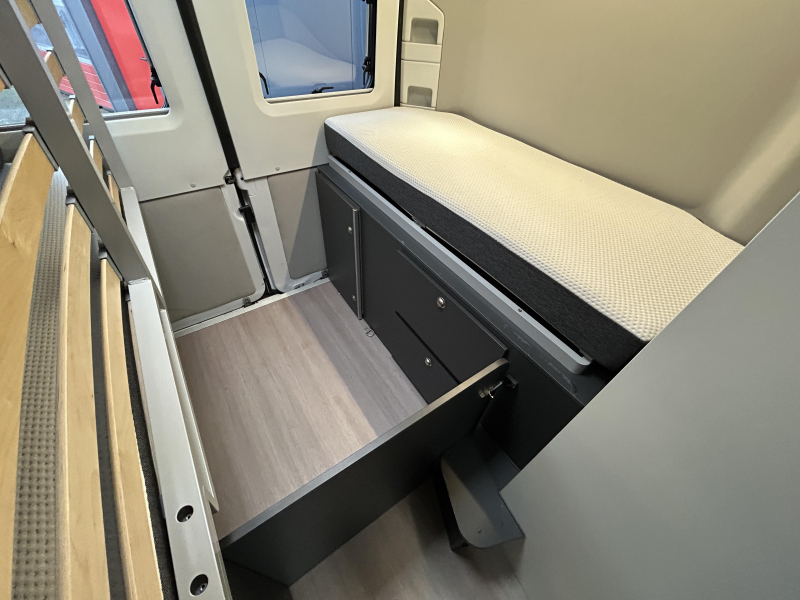 Adria Twin Supreme 600 SPB Tow bar, awning, camera photo: 17
