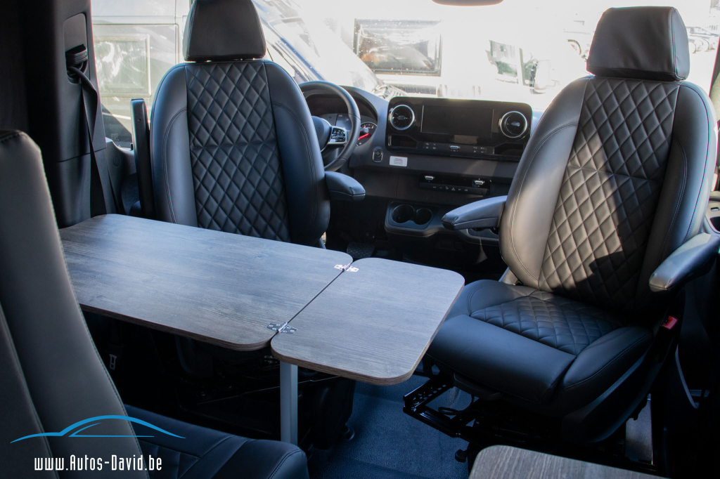 Mercedes Sprinter 319 CDI 4X4 foto: 4