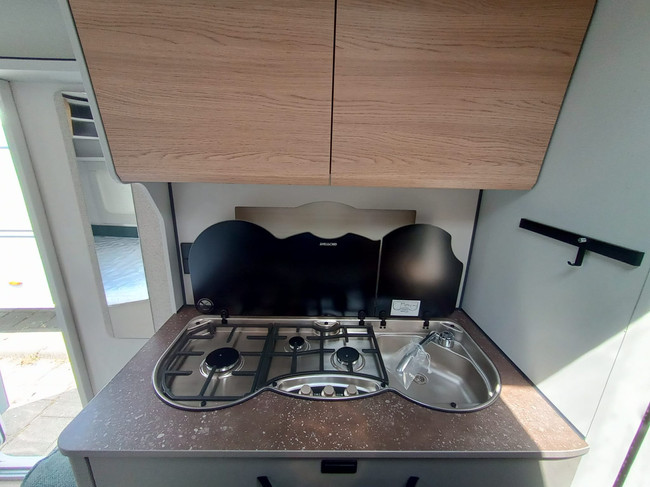 Bürstner B66 480 TK foto: 14