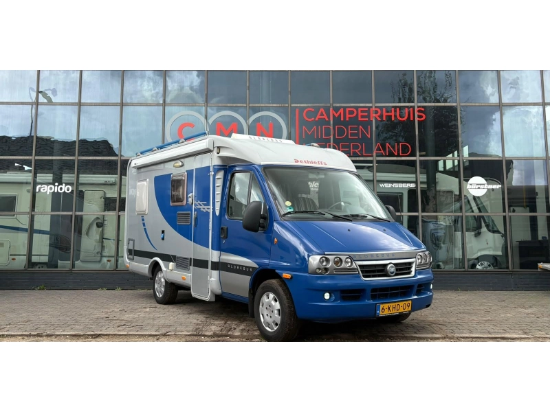 Dethleffs Globebus T 2 Airco,Vastbed,Luifel  foto: 2