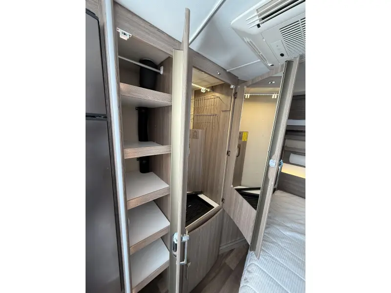 Kabe Royal 520 XL Model 2017 | 230 breed  foto: 11