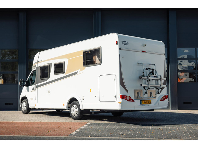 Carado T447 met hefbed foto: 7