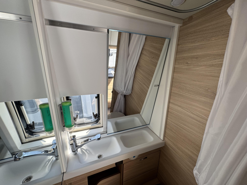 Knaus BoxLife Pro 600 Super Deal full options  foto: 9