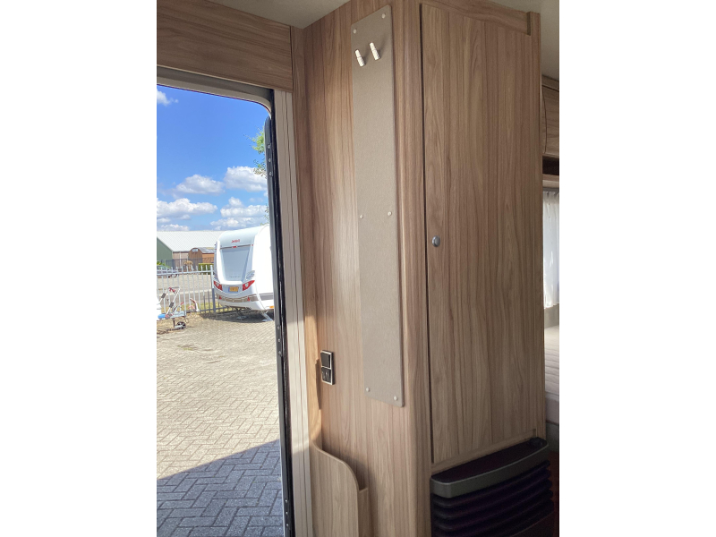 Eriba Nova Light Delight 465 Mover/ omnistor  foto: 16