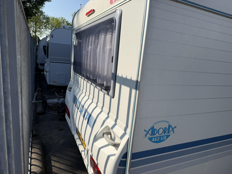 Adria Adora 462 UB 1300 KG+Voortent+luifel  foto: 3