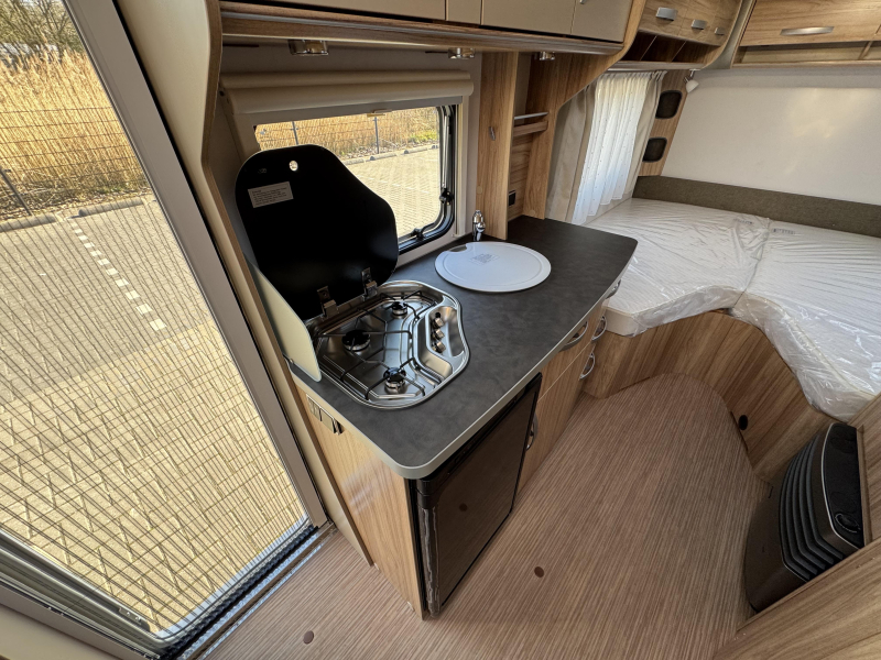 Eriba Nova Light 442  foto: 11