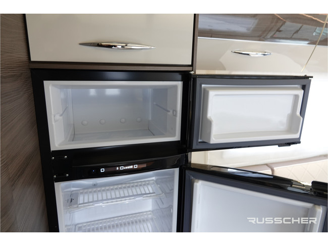 McLouis 822 G CARAT 160Pk Aut. | 6-Persoons | Maxxfan | Trekhaak foto: 9