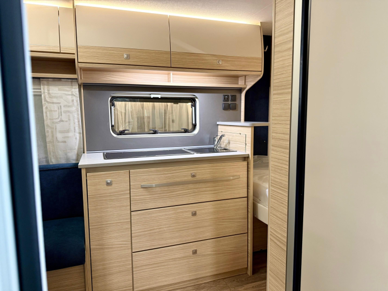 Fendt Bianco Activ 445 SFB modeljaar 2026  foto: 16