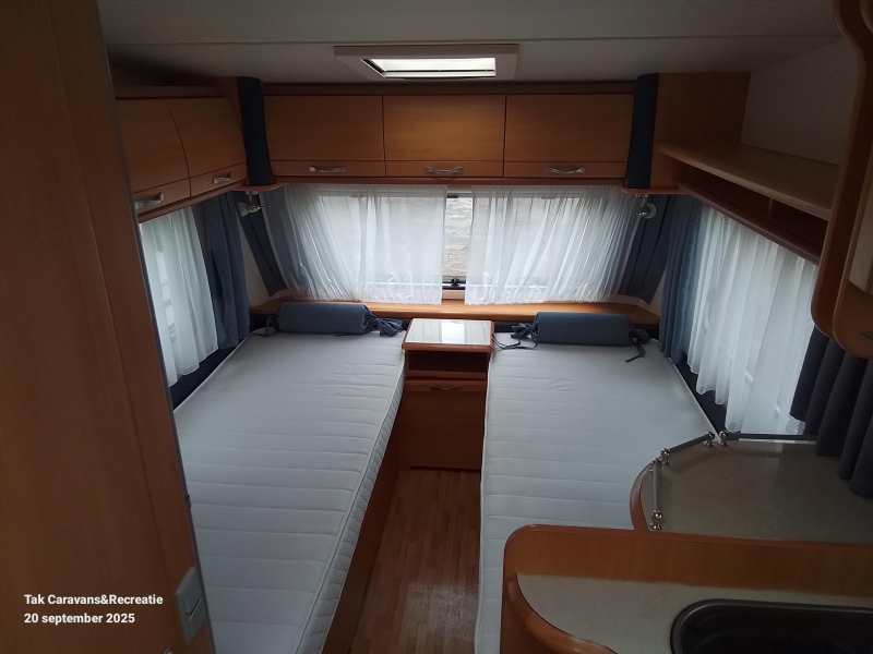 LMC Sunny 490 K1 Aparte bedden  foto: 5