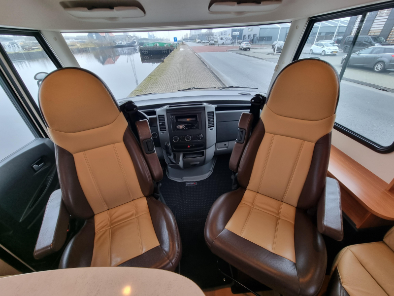 Rapido M 891 Mercedes - Automatik Foto: 12