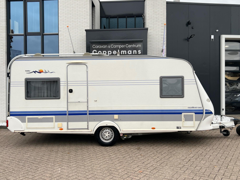 Hobby Excellent 495 UFE mover, tent, luifel  foto: 16
