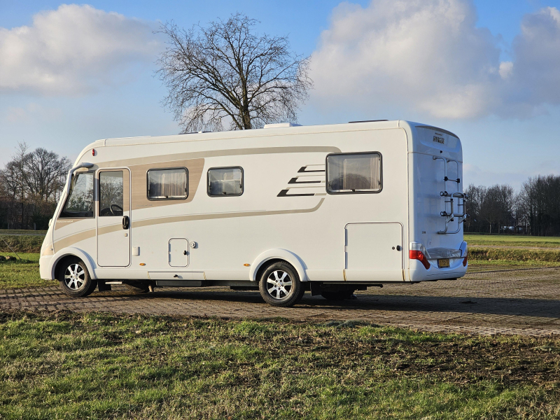 Hymer B678 Premium Line enkele bedde  foto: 2