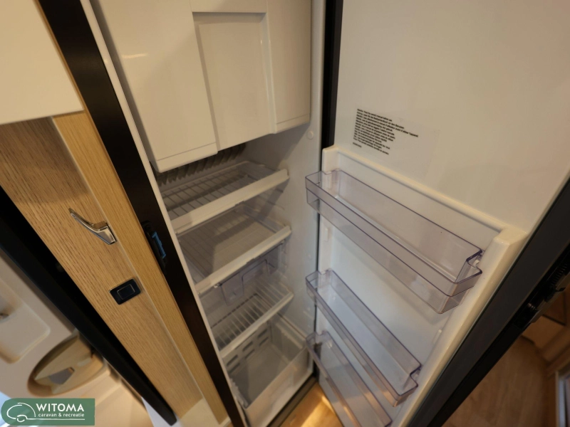 Hymer BMC-T 680 EP Levelsysteem Bj 2023  foto: 11