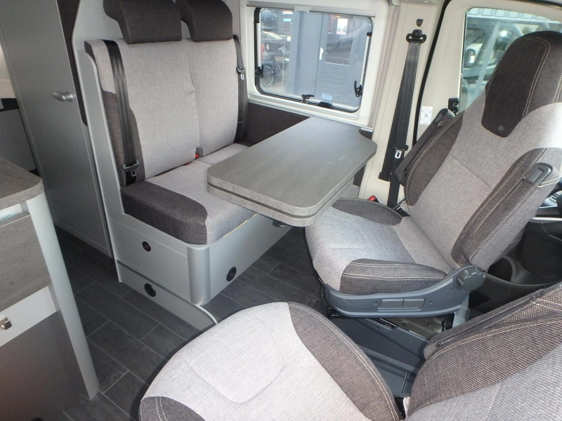 Weinsberg CaraTour 600 ME Offer Camper rental photo: 9