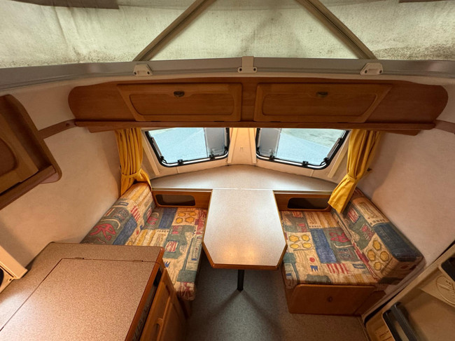 Eriba Touring Triton 410 Luifel Voortent 1ste eigenaar INCL STALLING foto: 7