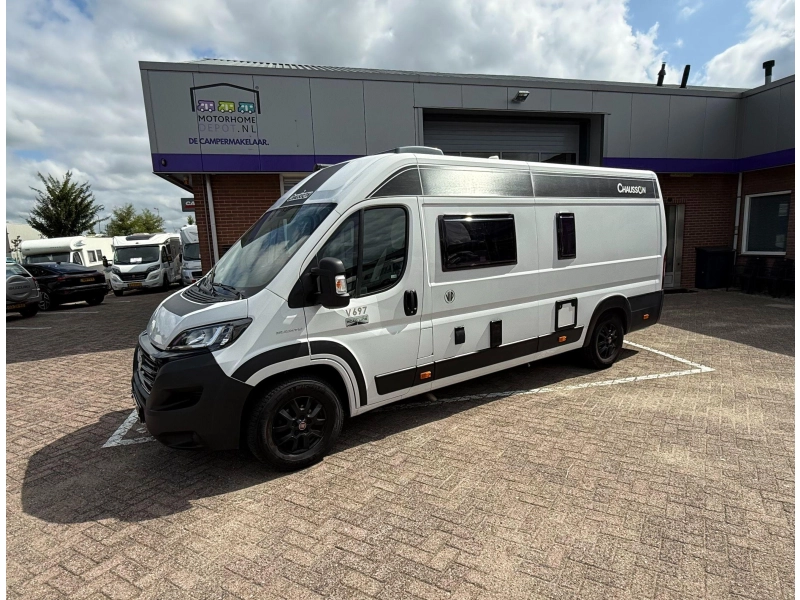 Chausson V697 VIP 9T Automaat lengtebedden  foto: 3
