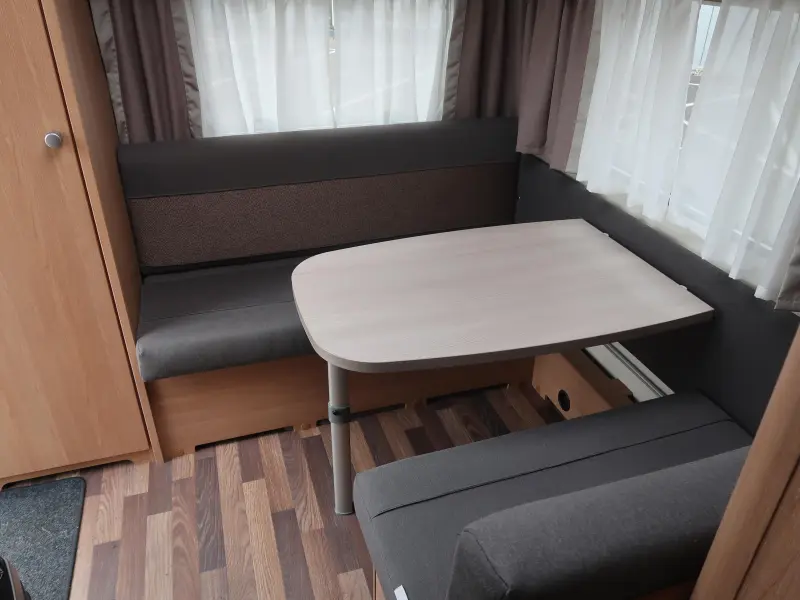 Knaus Sport 420 QD MET ALKO MOVER  foto: 2