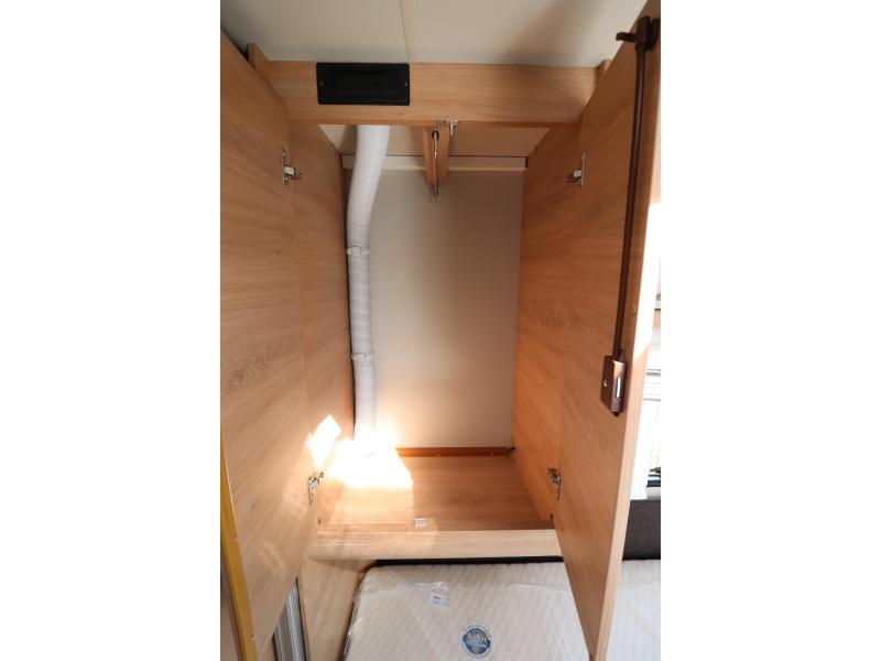 Knaus Sudwind Black Selection 460 EU E-UITVOERING - 2026 - 126  foto: 12