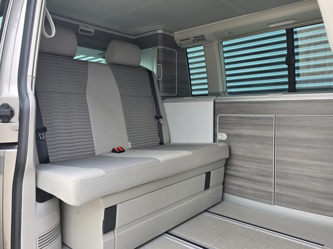 Volkswagen CALIFORNIA OCEAN CAMPERBUS 150 PK AUTOMAAT ELEKTRISCH HEFDAK AFNEEMBARE TREKHAAK STANDVERWARMING STOELVERWARMING foto: 10
