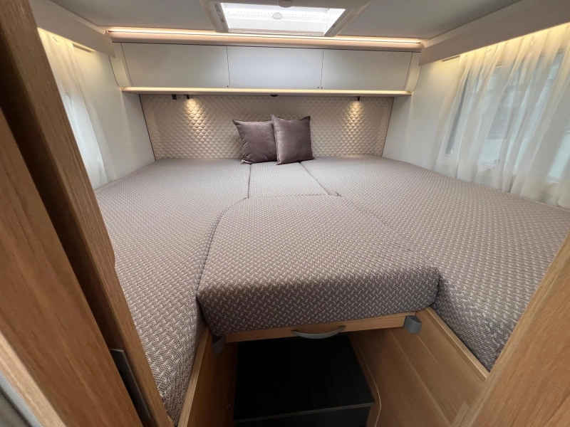 Adria Coral 670 DL 180PS AUT/NAVI/KAMERA Foto: 9