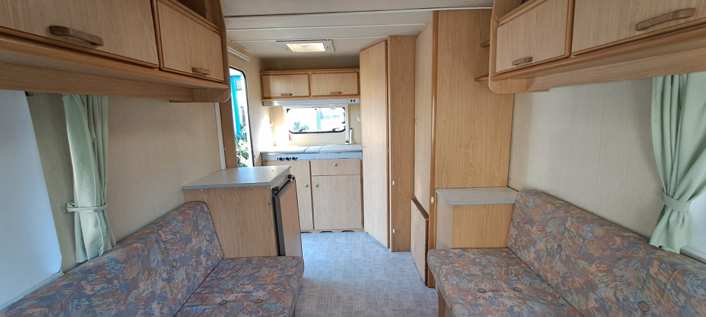 CHATEAU LaCar, Met Voortent! foto: 12