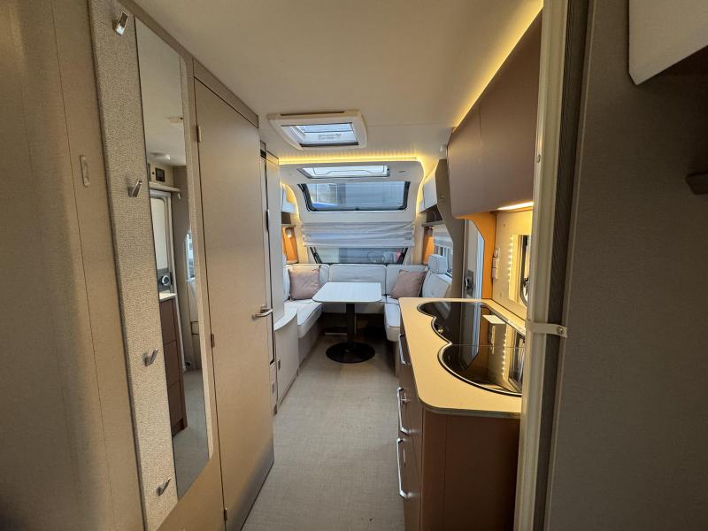 Bürstner Averso 535 TL  foto: 14