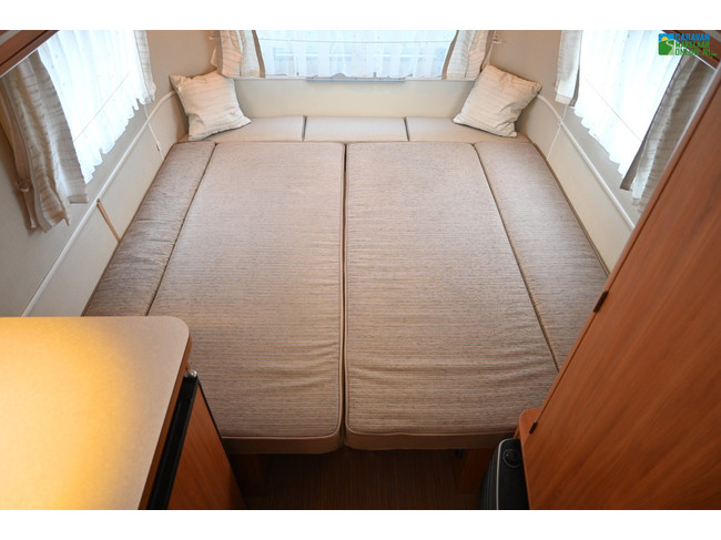 Eriba Touring Triton 420 foto: 13