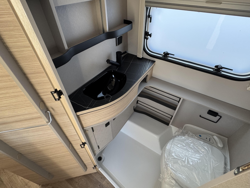 Eriba Touring 542  foto: 12