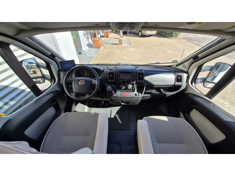 Hymer Tramp 678 Lengtebedden 150PK Heavy  foto: 16