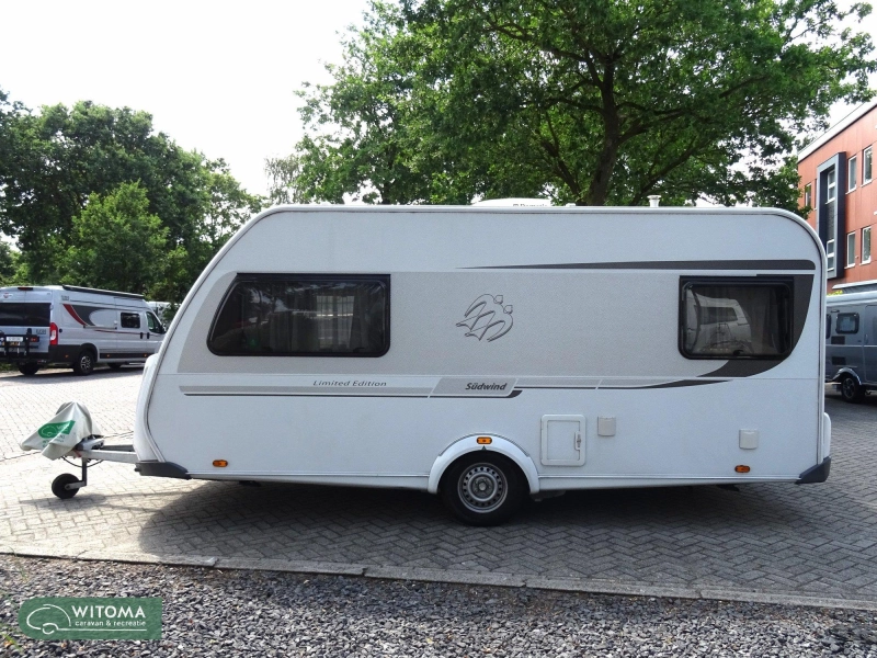 Knaus Sudwind Limited Edition 460 EU Mover-Thule Omnistor Markise Foto: 19