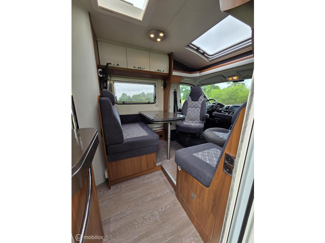 Hobby V65 GE 50 Years 2018 ☆Enkele bedden-51dkm-Euro-6 ☆ foto: 13