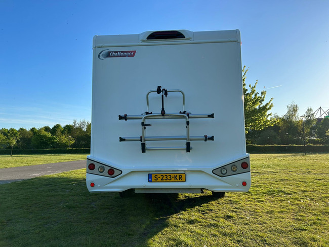 Challenger Half Intergraal 287 GA Ford Transit with Single Beds 5 SEAT BELTS photo: 6
