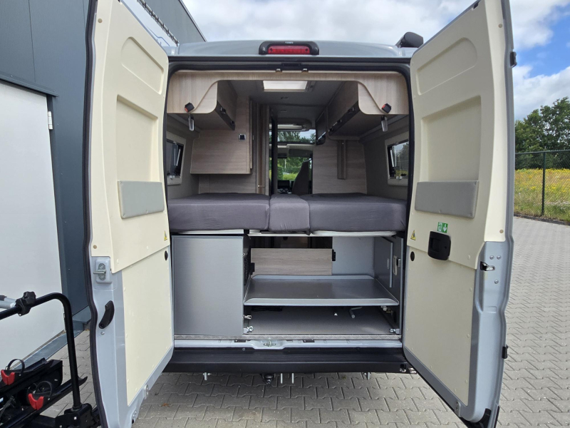 Rapido V 68 Lengte Bedden 9G Automaat  foto: 19