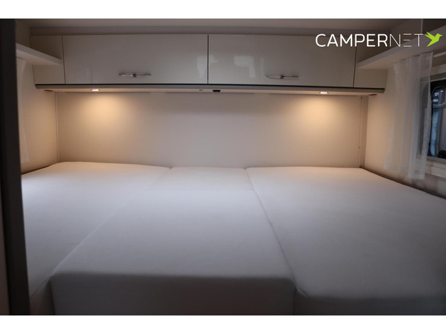 Etrusco T6.9 SF Complete Selection 155hp | Single Beds | Awning | Large Garage | Reversing Camera | Alloy Wheels | photo: 16