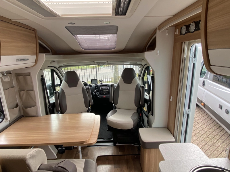 Dethleffs Advantage Enkele bedden prijsstunt  foto: 10