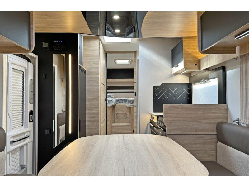 Chausson 797 Titanium single beds and automatic photo: 13