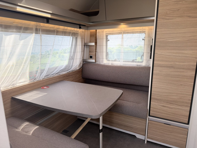 Dethleffs Nomad 460 EL foto: 6