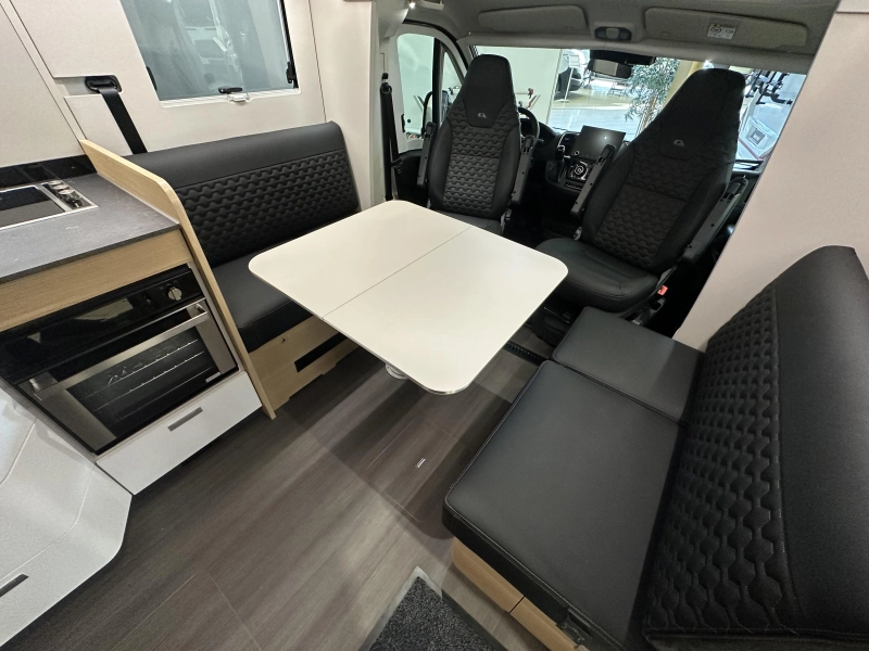 Adria Coral Plus 670 DL automatique | ex-location photo: 8