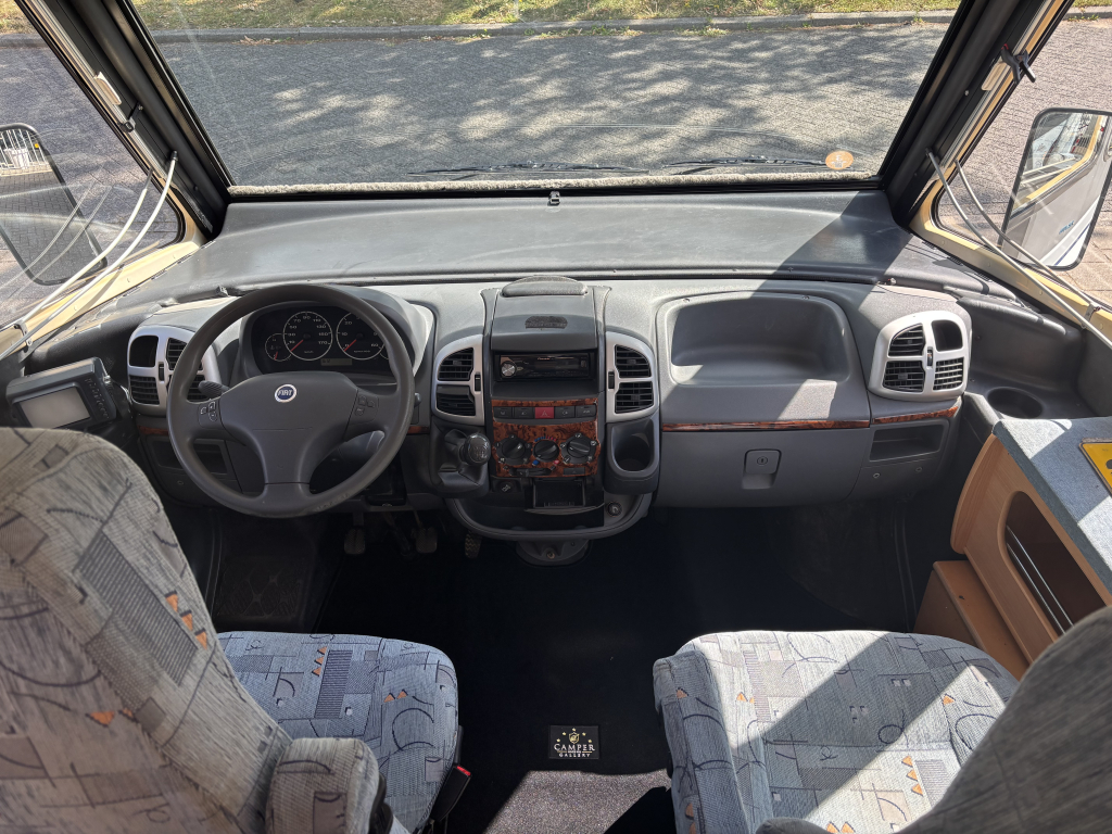 Tec ROTEC HEFBED + RONDZIT AIRCO LPG FIAMMA SLOTEN  foto: 13