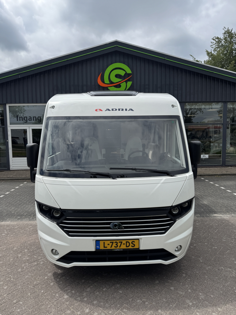 Adria Sonic Plus I 700 DC Foto: 1